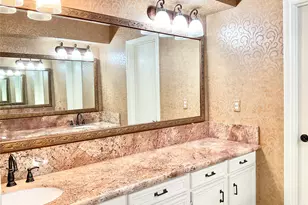 1022 Oak Leaf St, La Porte, TX 77571 - Photo 39