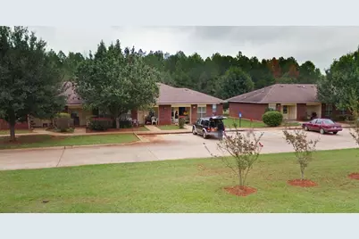 1000 Desoto Drive, San Augustine, TX 75972 - Photo 1