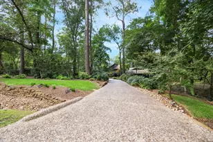 23414 Holly Hollow St, Tomball, TX 77377 - Photo 3