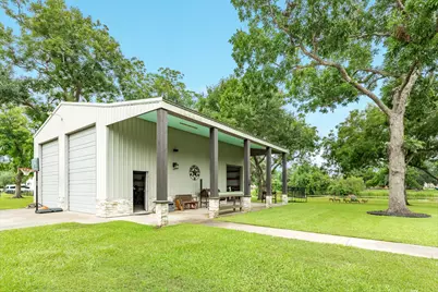 514 Winchester Trail, Angleton, TX 77515 - Photo 33