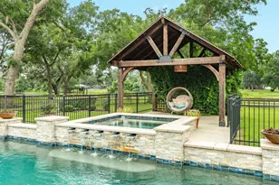 514 Winchester Trail, Angleton, TX 77515 - Photo 37