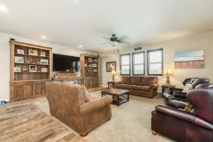 514 Winchester Trail, Angleton, TX 77515 - Photo 7