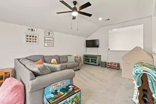 2203 Toyhill Fls Ln, League City, TX 77573 - Photo 11