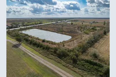 10212 Highway 35, Liverpool, TX 77577 - Photo 25