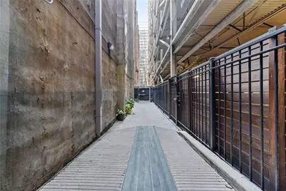 917 Main Street #603, Houston, TX 77002 - Photo 39