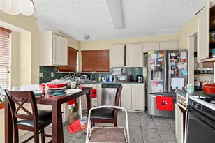 2006 Creek Valley Ln, Sugar Land, TX 77478 - Photo 7