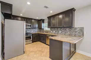 1417 Longhorn Dr, Houston, TX 77080 - Photo 9