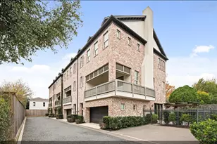 612 E 20th St, Houston, TX 77008 - Photo 1