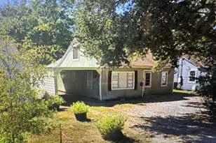 933 Pecos Ave, Port Arthur, TX 77642 - Photo 1