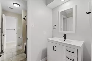4111 Crimson Oak Ct, Houston, TX 77059 - Photo 33