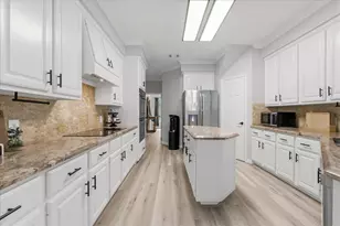 4111 Crimson Oak Ct, Houston, TX 77059 - Photo 19