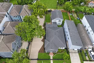 827 W 19th St, Houston, TX 77008 - Photo 17