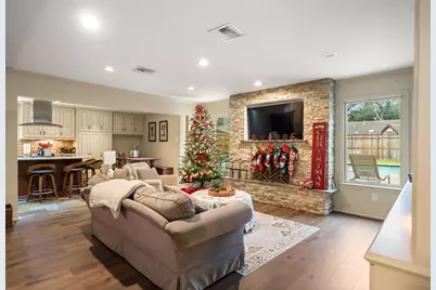 12322 Queensbury Lane, Houston, TX 77024 - Photo 23