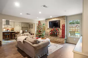 12322 Queensbury Ln, Houston, TX 77024 - Photo 23