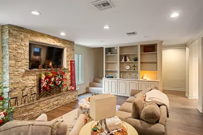 12322 Queensbury Lane, Houston, TX 77024 - Photo 25