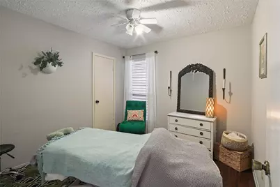 343 Richvale Lane, Houston, TX 77598 - Photo 17