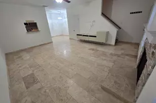9800 Pagewood Ln, Houston, TX 77042 - Photo 5