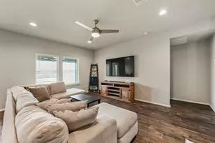 21106 Waze Lewis Dr, New Caney, TX 77357 - Photo 9