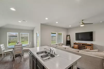 21106 Waze Lewis Drive, New Caney, TX 77357 - Photo 11