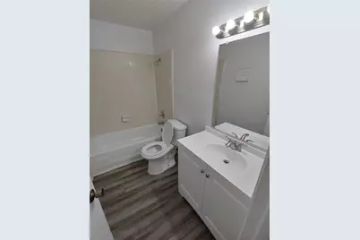 9700 Leawood Boulevard #408, Houston, TX 77099 - Photo 11