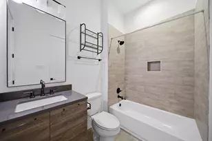 327 E 2nd St, Houston, TX 77007 - Photo 25