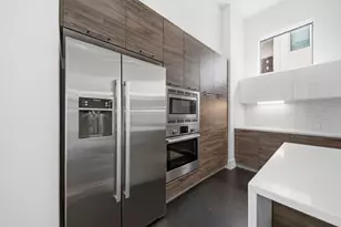 327 E 2nd St, Houston, TX 77007 - Photo 17