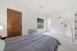 327 E 2nd St, Houston, TX 77007 - Photo 7