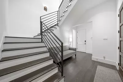 327 E 2nd Street, Houston, TX 77007 - Photo 3
