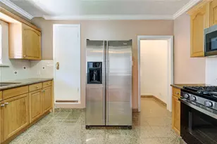 2620 Peckham St, Houston, TX 77098 - Photo 9