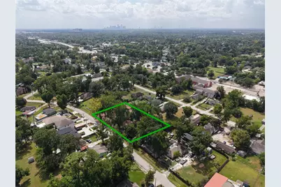 9321 Sundown Drive, Houston, TX 77016 - Photo 3
