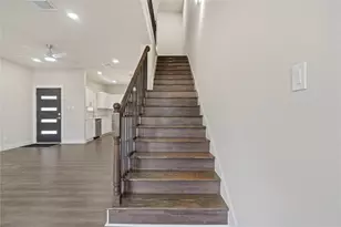 8025 Virgil St, Houston, TX 77088 - Photo 15