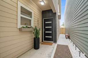 8025 Virgil St, Houston, TX 77088 - Photo 3