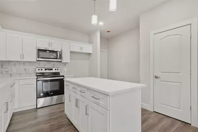 8025 Virgil Street, Houston, TX 77088 - Photo 7