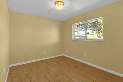 211 Rue Orleans Street, Baytown, TX 77520 - Photo 11