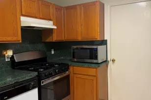 7235 Seton Lake Dr, Houston, TX 77086 - Photo 9