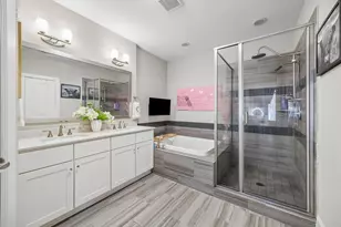11013 Ayrshire Park Ln, Houston, TX 77043 - Photo 13