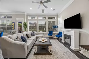 11013 Ayrshire Park Ln, Houston, TX 77043 - Photo 3