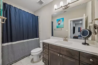 11013 Ayrshire Park Lane, Houston, TX 77043 - Photo 19
