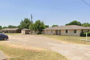 502 N San Antonio St, Marlin, TX 76661 - Photo 5