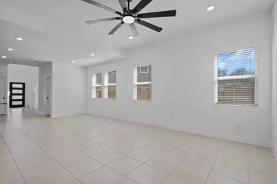 19384 Poppy Village Circle, Magnolia, TX 77355 - Photo 9