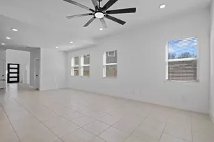 19384 Poppy Vlg Cir, Magnolia, TX 77355 - Photo 9