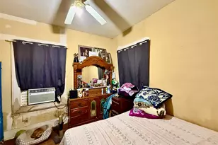 7808 Avenue F, Houston, TX 77012 - Photo 9