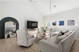 905 Saulnier St, Houston, TX 77019 - Photo 5