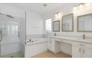 13410 Terrace Wood Ct, Houston, TX 77070 - Photo 9