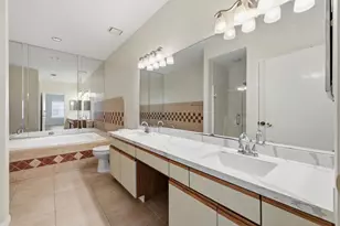 2978 Holly Hall St, Houston, TX 77054 - Photo 17