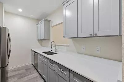 2978 Holly Hall Street #2978, Houston, TX 77054 - Photo 9