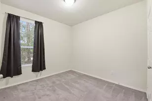 2123 Lost Timbers Dr, Conroe, TX 77304 - Photo 25