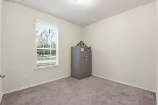 2123 Lost Timbers Dr, Conroe, TX 77304 - Photo 23