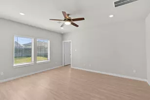 1203 Lancer Leap Dr, Alvin, TX 77511 - Photo 13