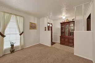 12310 Vanderheath Dr, Houston, TX 77031 - Photo 11